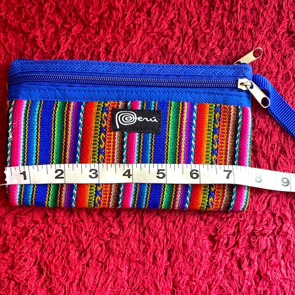 NWOT “Handmade Peruvian Blue Makeup Bag” - Picture 2 of 5